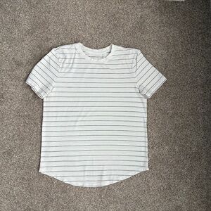 Lululemon Love Curved-Hem Crewneck T-Shirt size 4